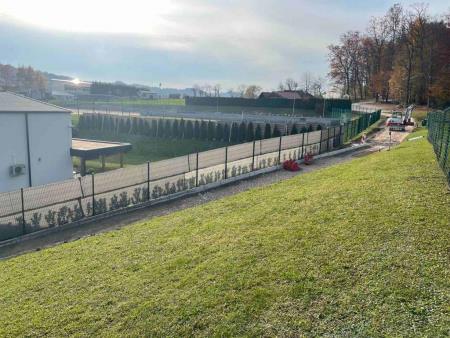 Pešpot med Gallusovo in Cvetlično ulico